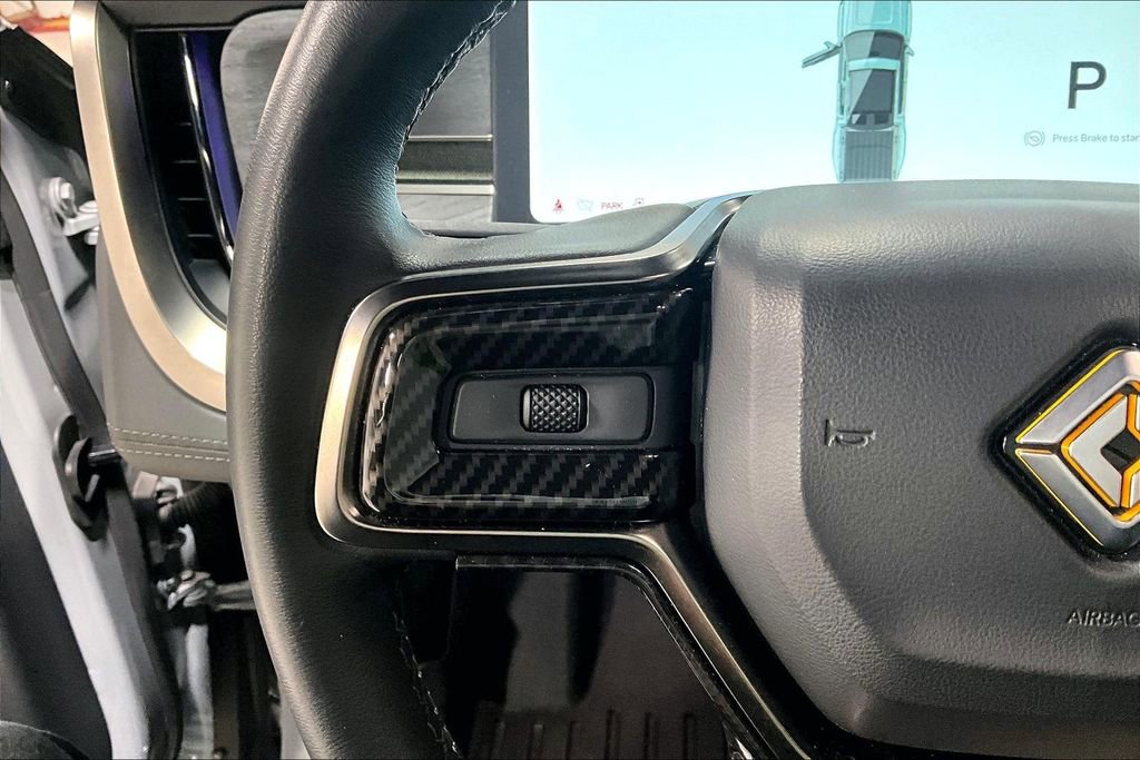 Used 2023 Rivian R1T Adventure image 23