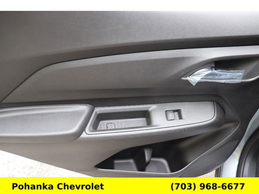 New 2027 Chevrolet Bolt RS FWD image 23