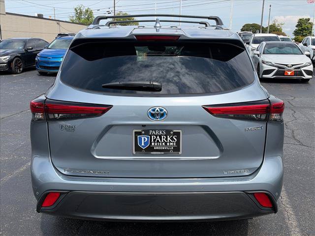 Used 2023 Toyota Highlander Limited AWD/4WD image 10