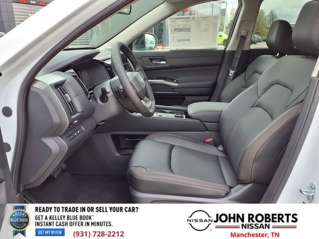 New 2026 Nissan Pathfinder SL image 7