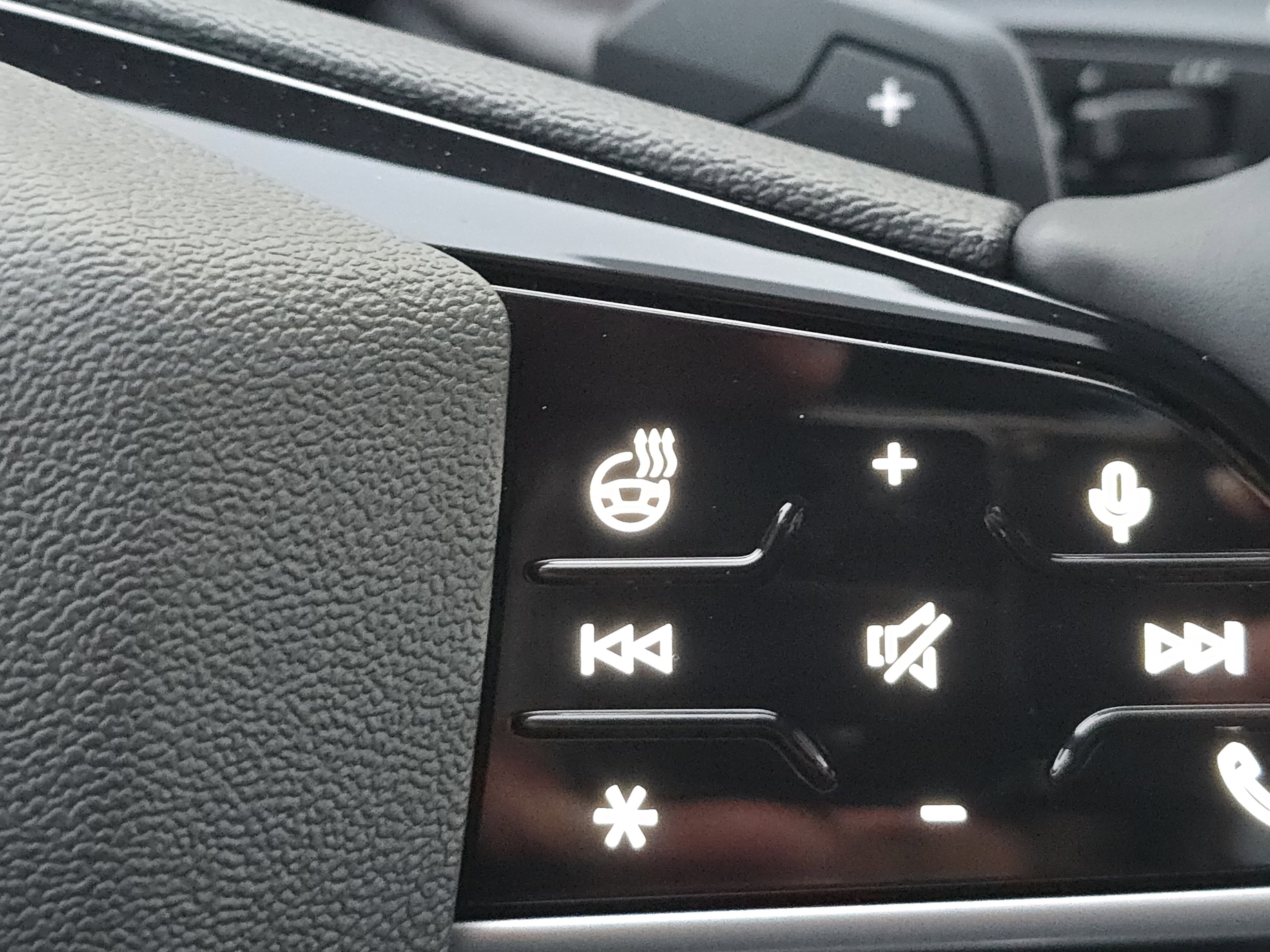 New 2025 Audi Q5 Premium Plus image 11