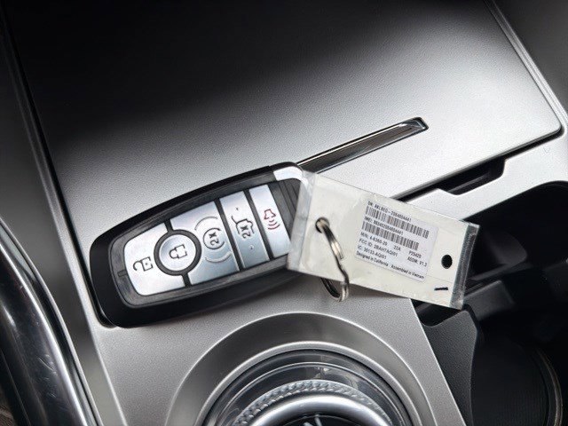 Used 2020 Ford Explorer Limited image 30