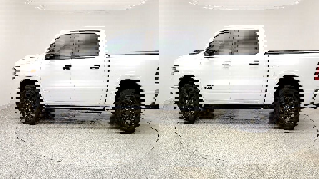 Used 2023 RAM 1500 Limited AWD/4WD image 8