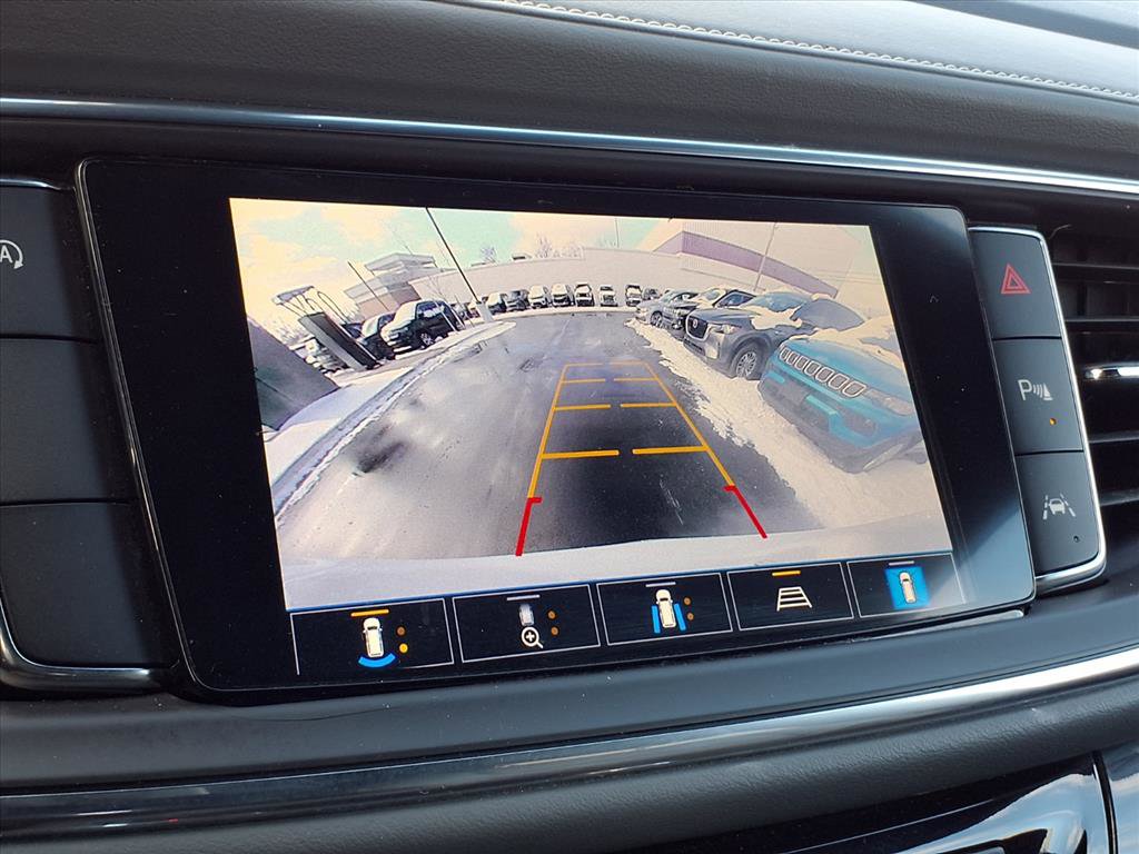 Used 2024 Buick Enclave Premium image 35