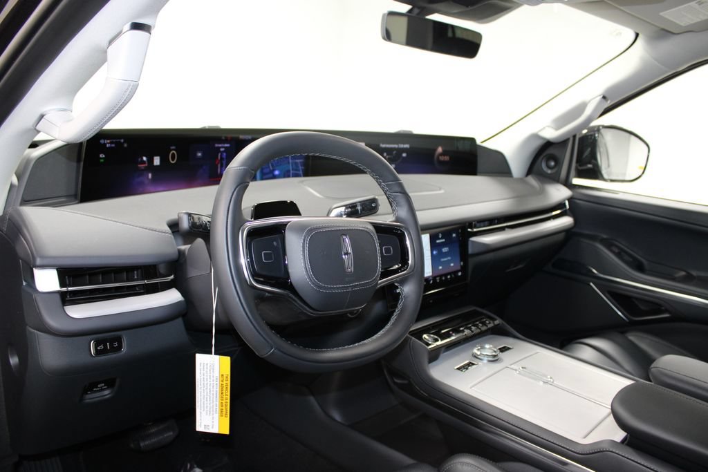 New 2027 Lincoln Navigator L Premier RWD image 25