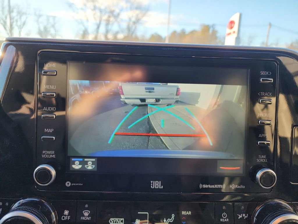 Used 2021 Toyota Highlander Limited image 17