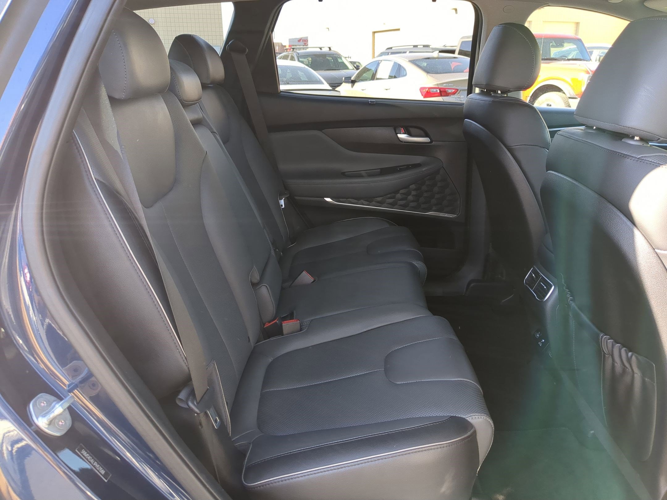 Used 2023 Hyundai Santa Fe Limited image 32