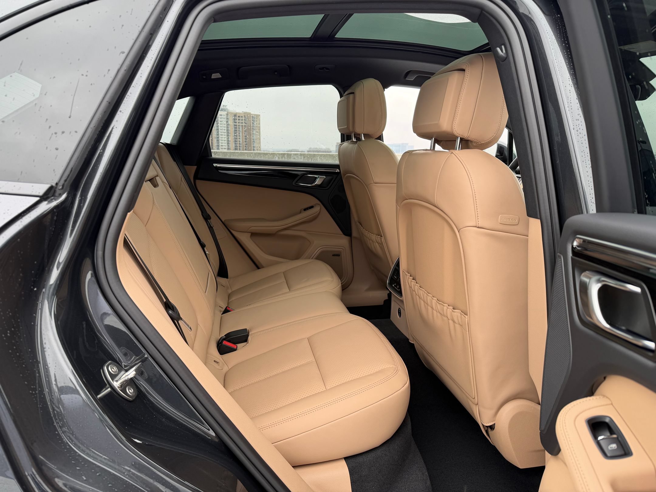 Certified 2026 Porsche Macan AWD/4WD image 19