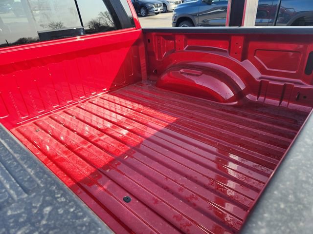 New 2026 RAM 1500 4x4 Crew Cab image 6