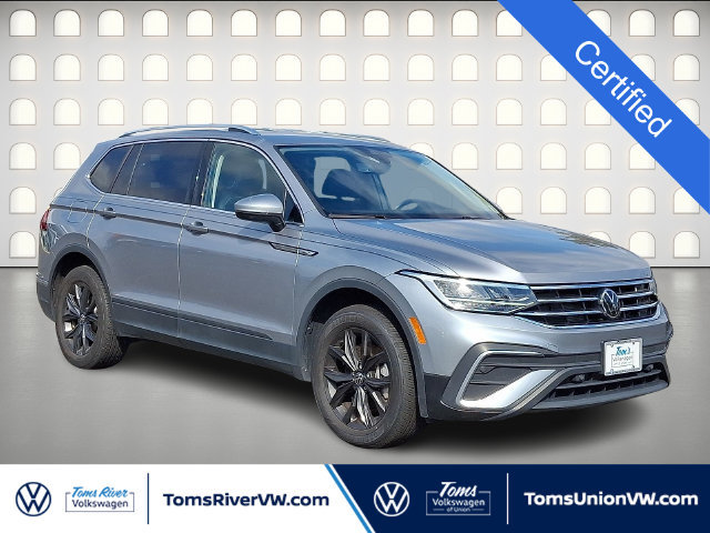 Used 2024 Volkswagen Tiguan SE
