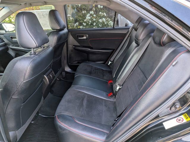 Used 2015 Toyota Camry XSE FWD image 13