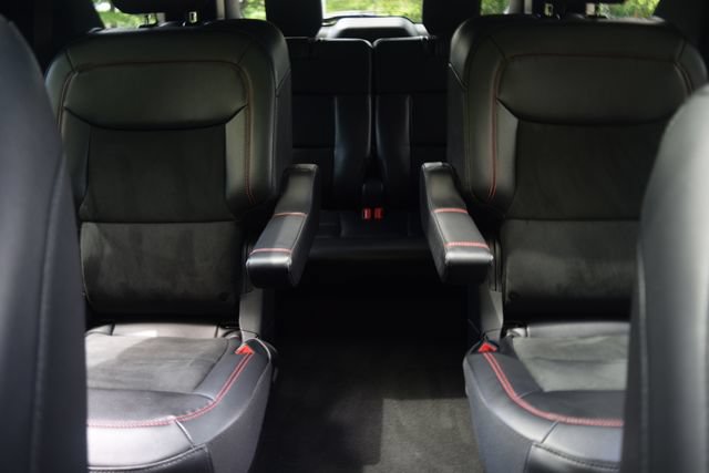 Used 2022 Ford Explorer ST-Line w/ Class IV Trailer Tow Package AWD/4WD image 16