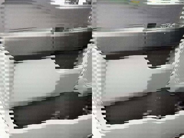 New 2026 Ford F550 4x4 Crew Cab image 8