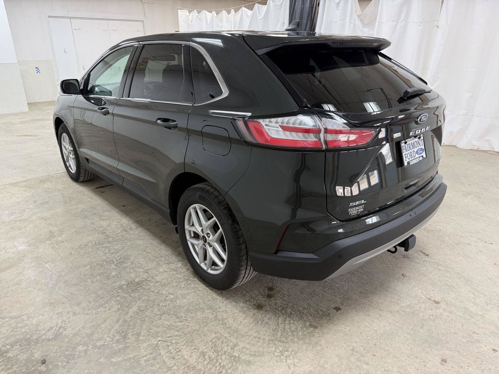 Used 2023 Ford Edge SEL w/ Convenience Package AWD/4WD image 10