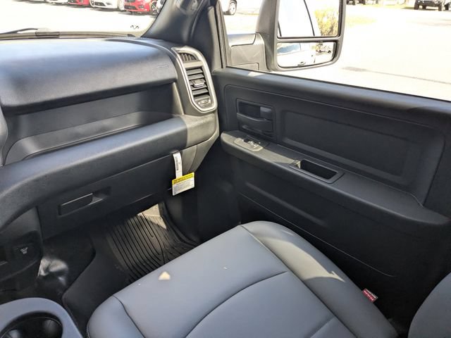New 2026 RAM 2500 Tradesman w/ Chrome Appearance Group AWD/4WD image 17