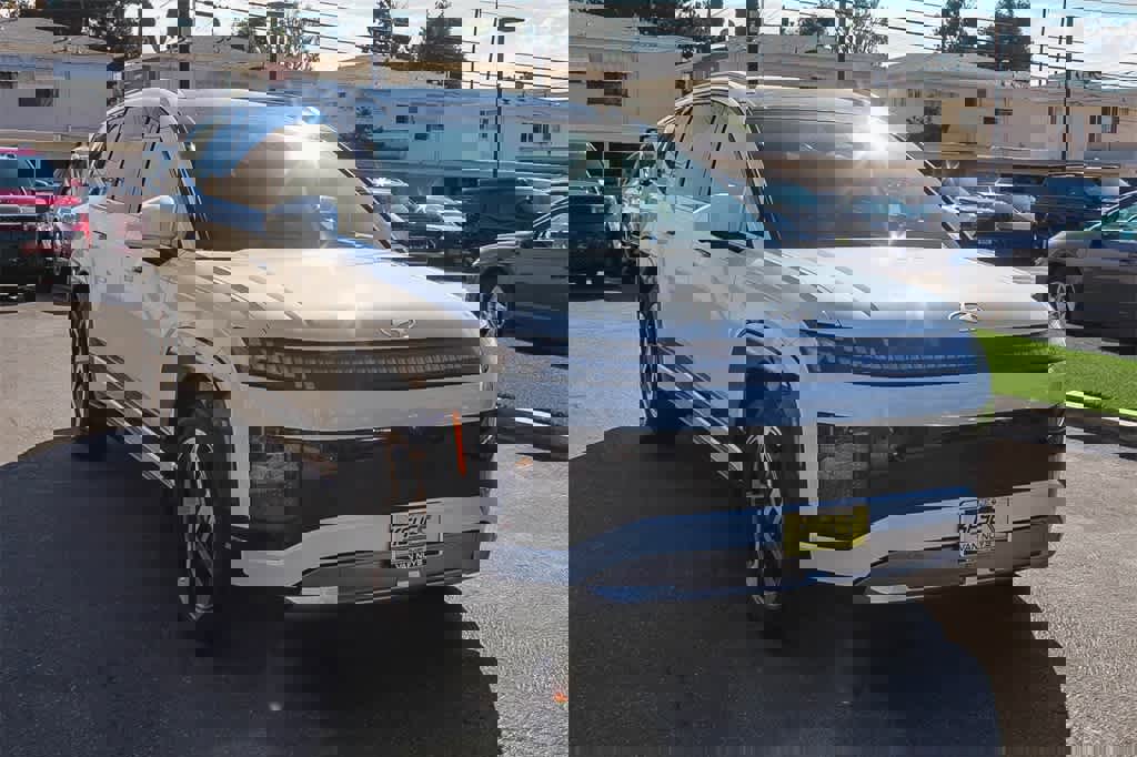 New 2026 Hyundai Ioniq 9 Limited image 3