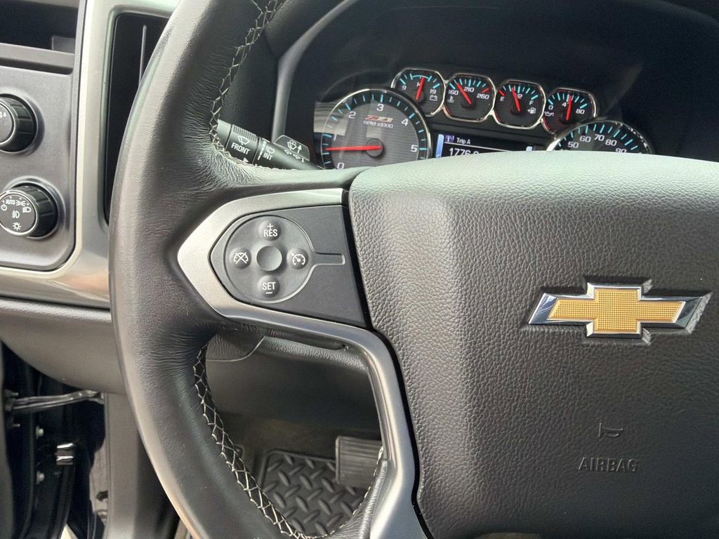 Used 2018 Chevrolet Silverado 1500 LT w/ All Star Edition image 28