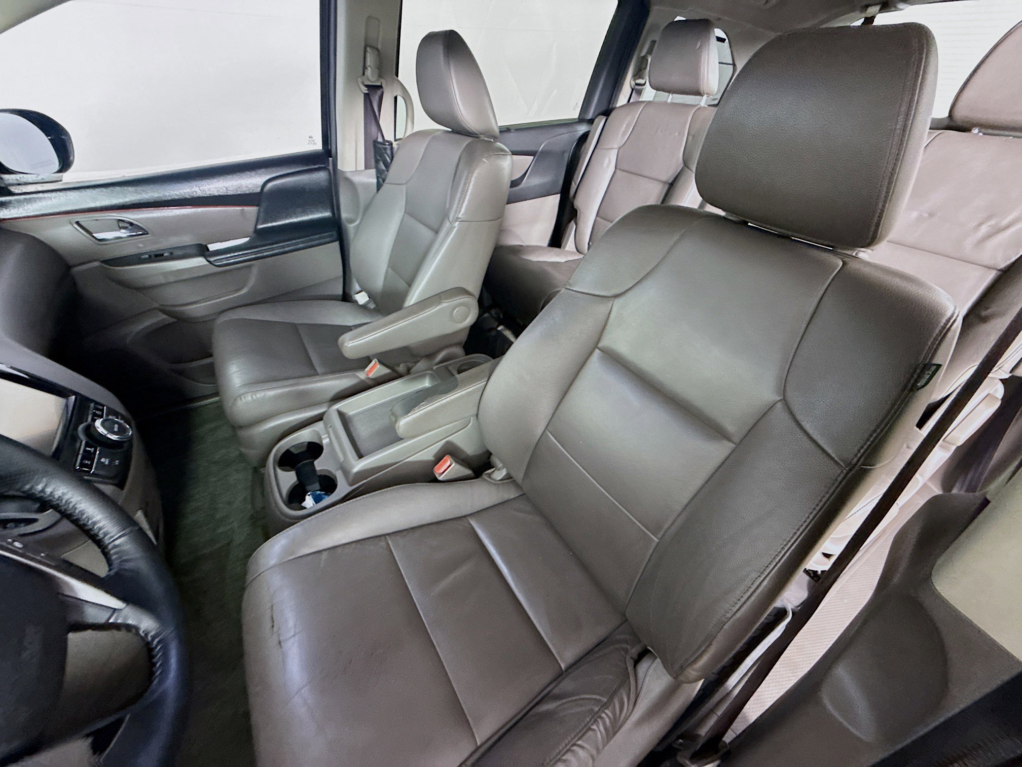 Used 2015 Honda Odyssey Touring image 26