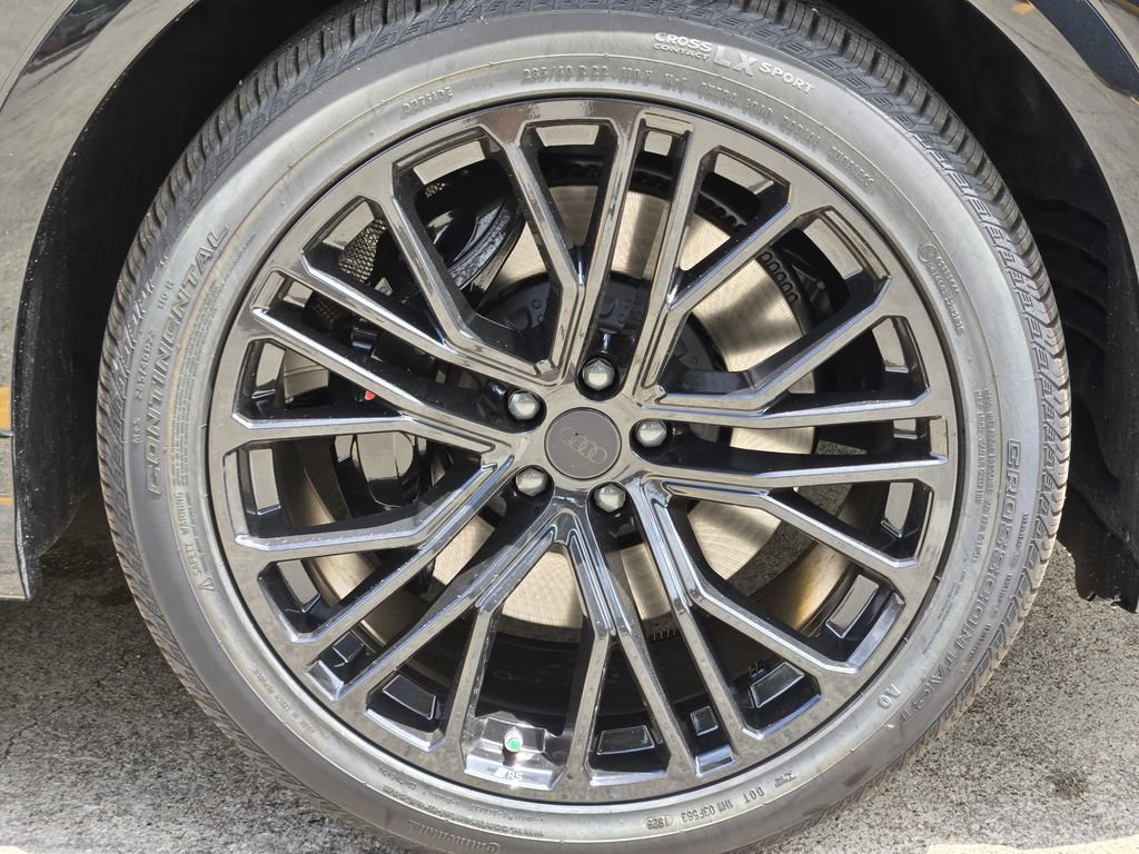New 2026 Audi SQ8 Premium Plus AWD/4WD image 15