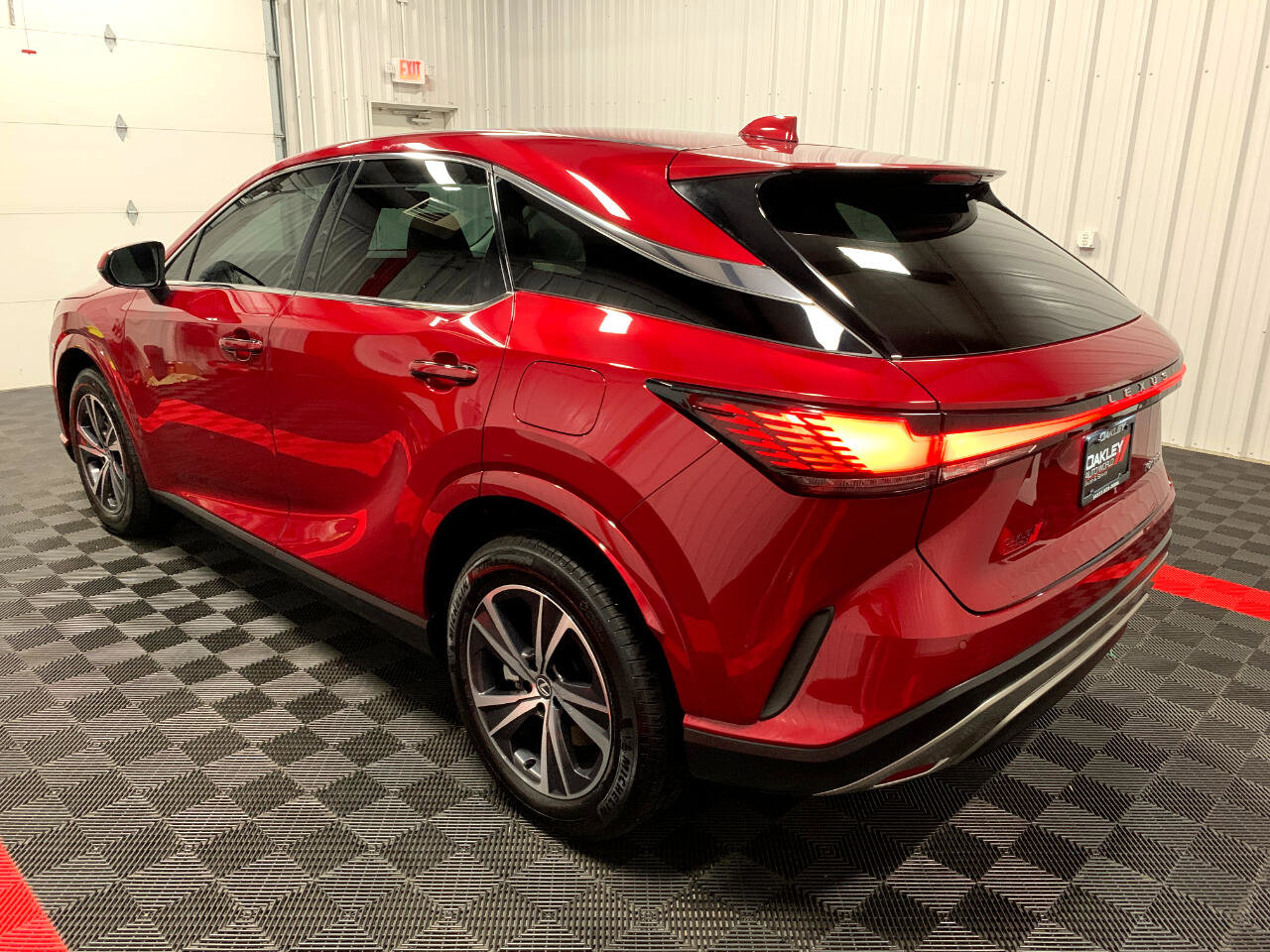 Used 2024 Lexus RX 350 FWD image 2