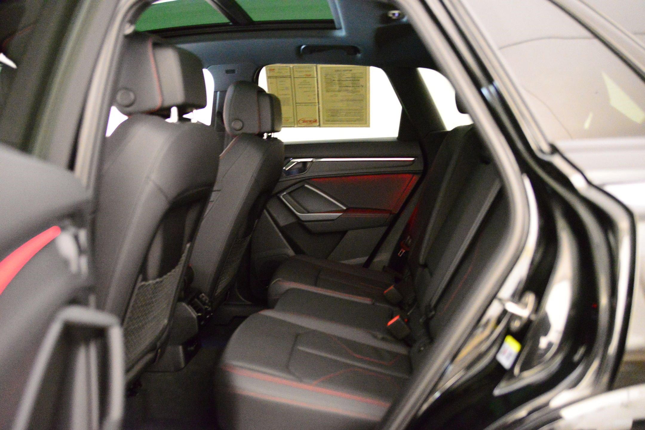 Certified 2025 Audi Q3 2.0T Premium Plus w/ Premium Plus Package image 11