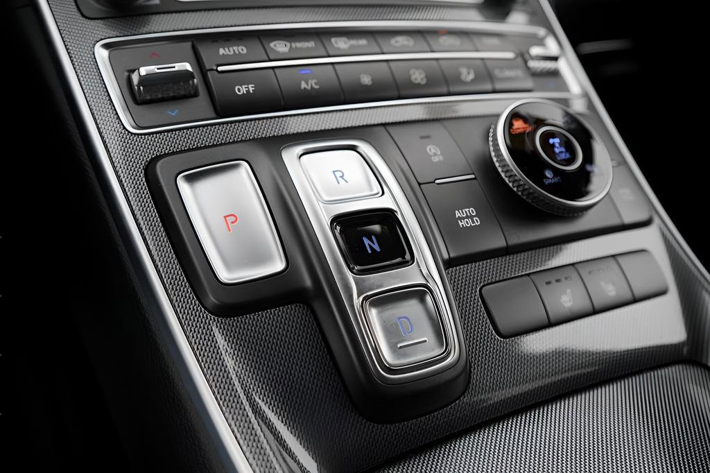 Certified 2023 Hyundai Santa Fe SEL AWD/4WD image 30