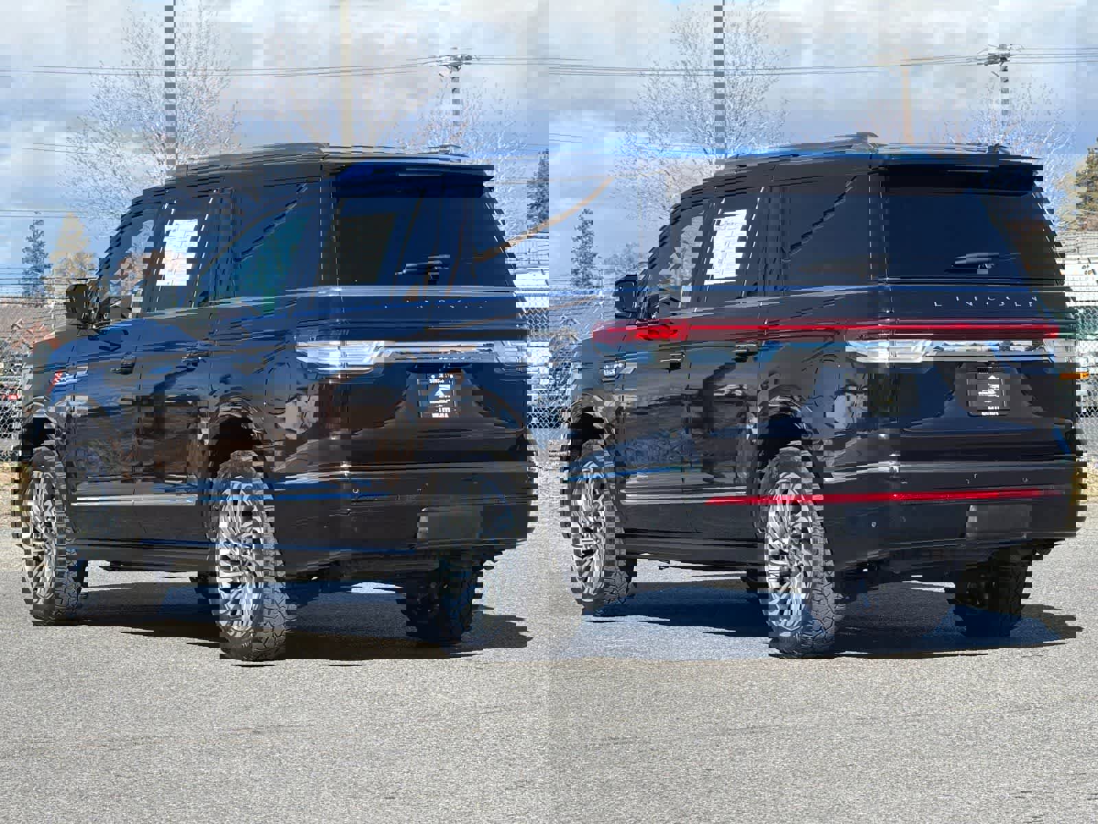 Used 2022 Lincoln Navigator L Reserve image 7