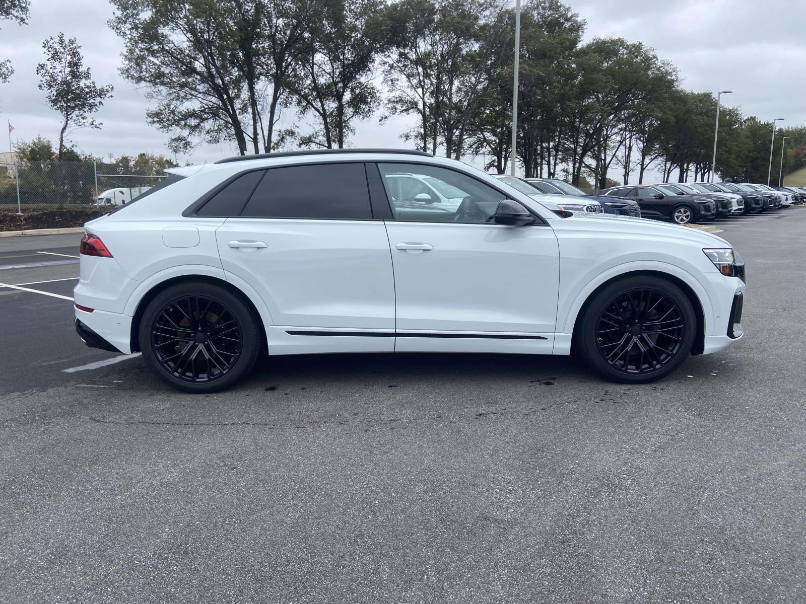 New 2026 Audi SQ8 Prestige image 10