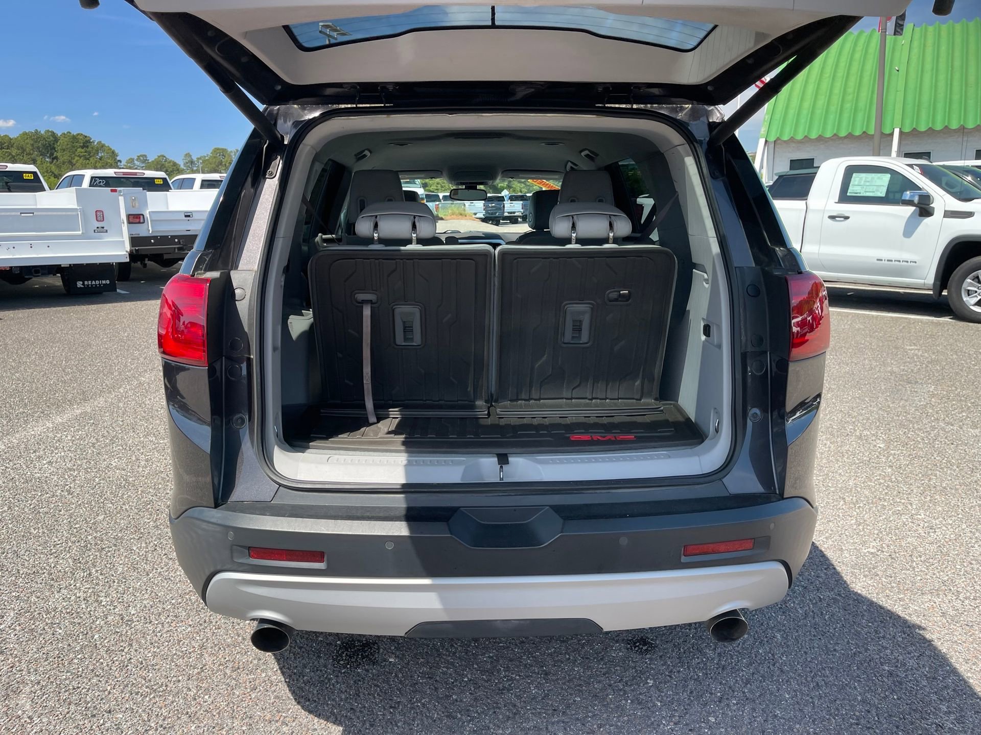 Used 2017 GMC Acadia SLT image 23