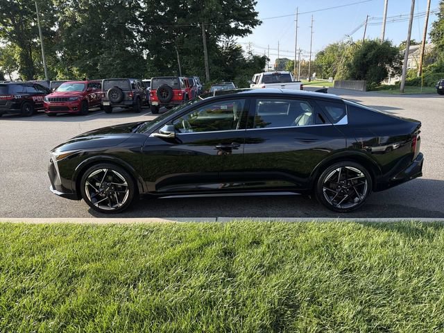 Used 2025 Kia K4 GT-Line w/ GT-Line Premium Package FWD image 5