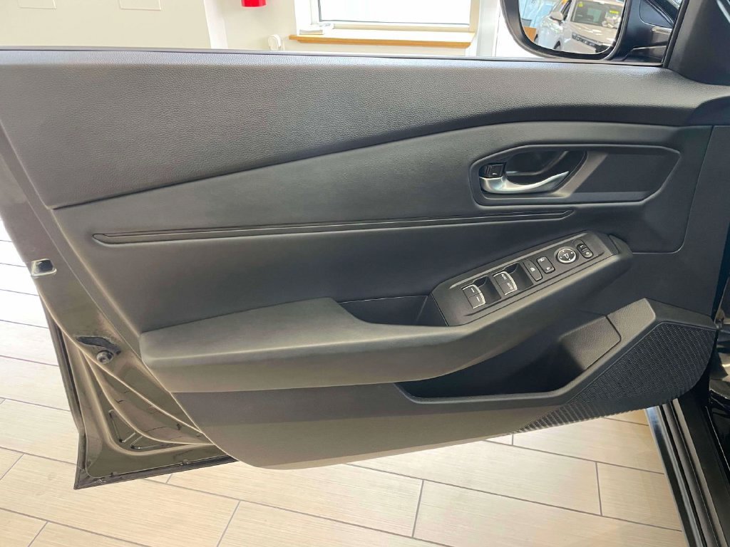 Used 2025 Honda Accord SE image 14