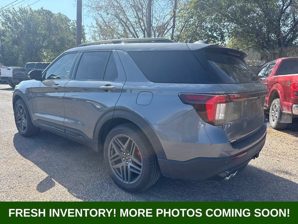 Used 2026 Ford Explorer ST RWD image 4