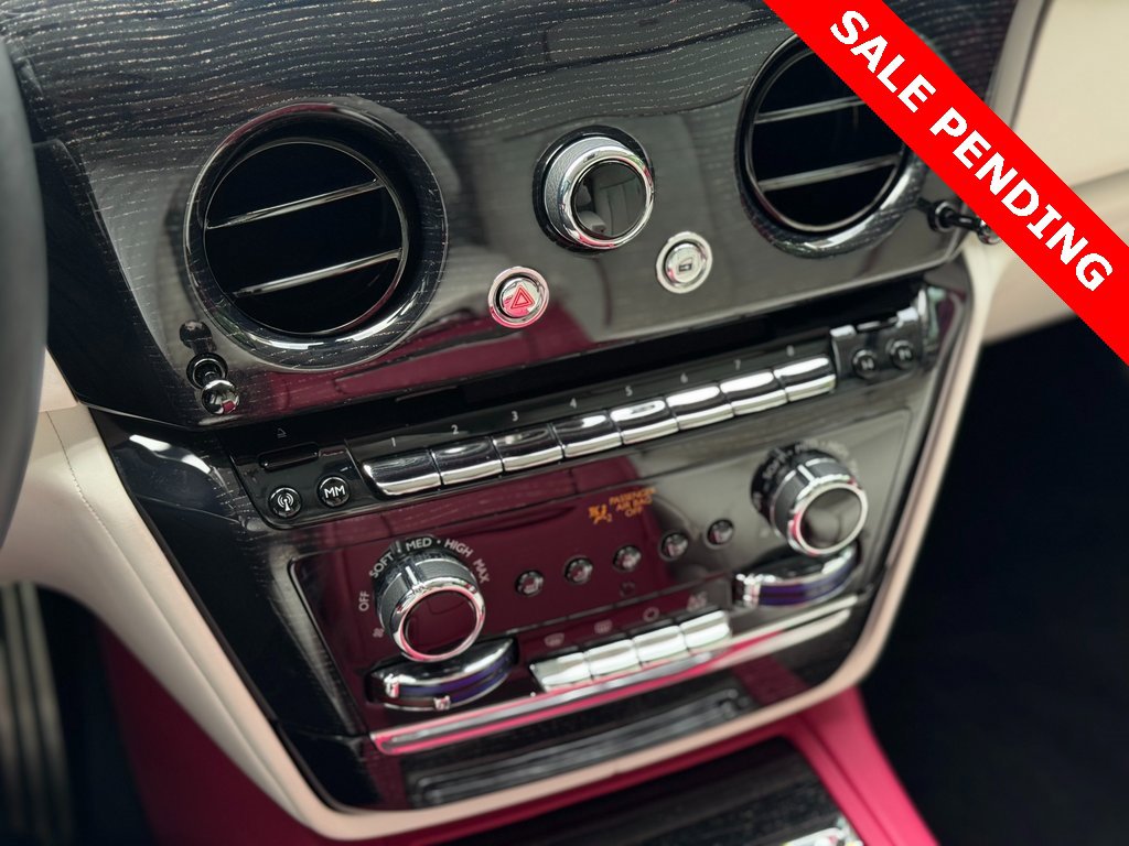 Used 2023 Rolls-Royce Phantom Sedan image 22