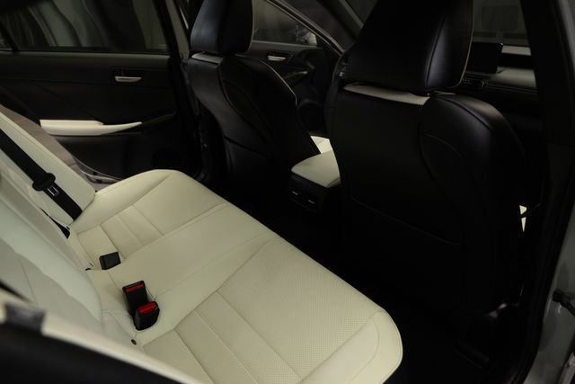 Used 2025 Lexus IS 350 F Sport w/ Navigation Package image 22