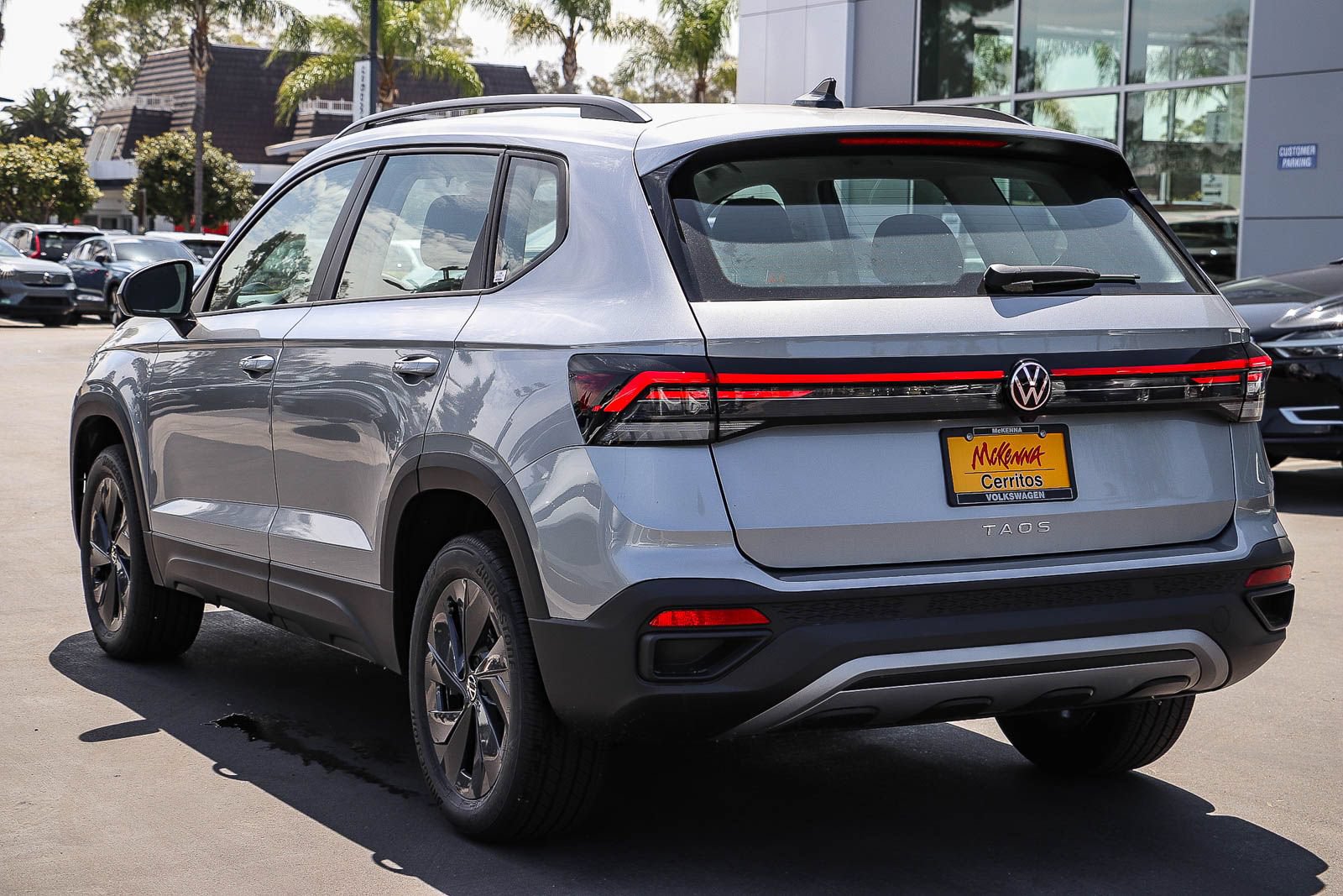 New 2026 Volkswagen Taos S FWD image 8