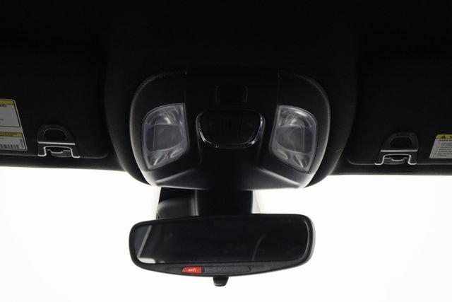 Used 2024 Jeep Compass Latitude AWD/4WD image 23