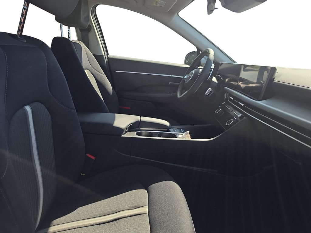 New 2026 Hyundai Sonata SEL FWD image 16