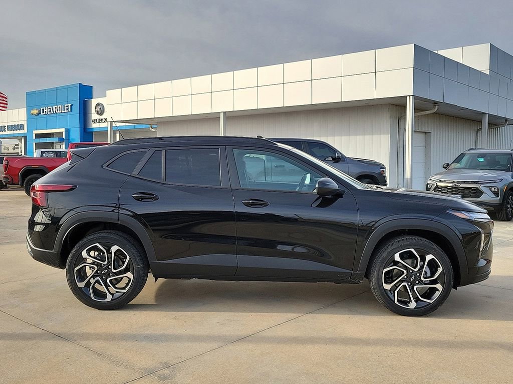 New 2026 Chevrolet Trax RS w/ Driver Confidence Package image 6