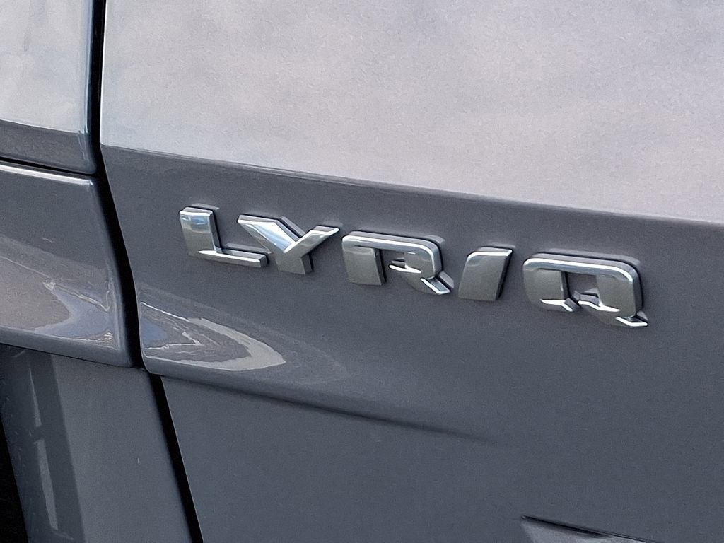 New 2026 Cadillac Lyriq Premium Luxury image 11