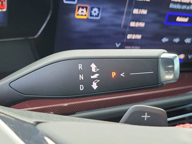 Used 2025 Chevrolet Traverse RS FWD image 38