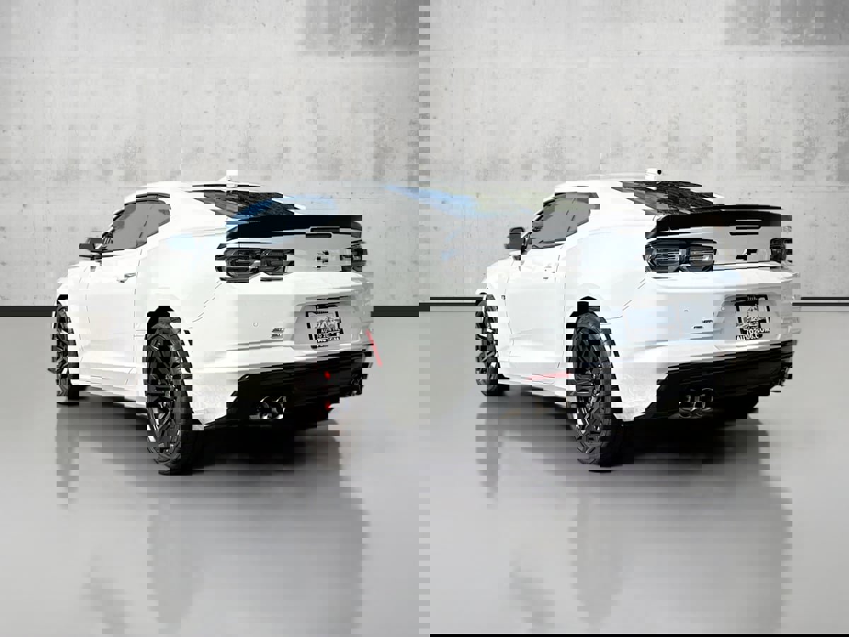 Used 2023 Chevrolet Camaro SS image 5