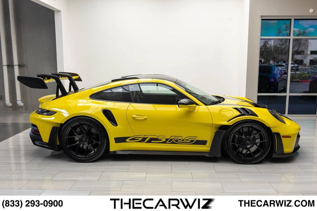 Used 2024 Porsche 911 GT3 RS RWD image 36