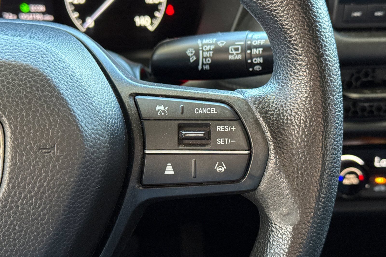 Used 2024 Honda HR-V LX image 34
