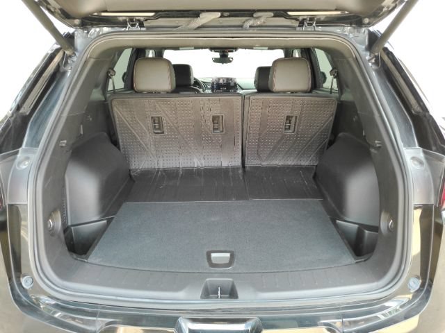 Used 2024 Chevrolet Blazer RS w/ Driver Confidence II Package FWD image 27