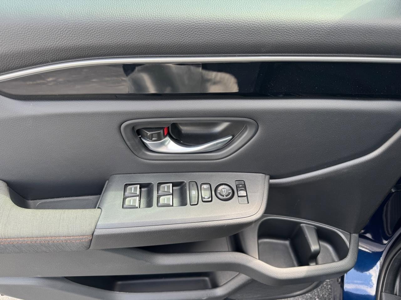 Certified 2025 Honda Pilot Sport image 19