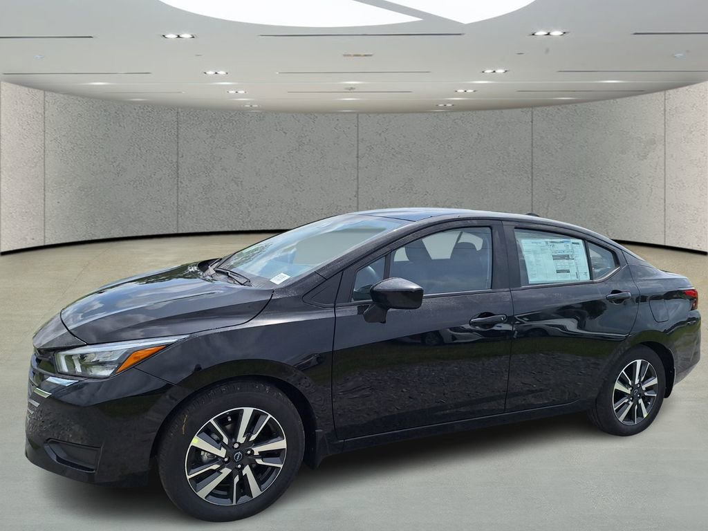 New 2025 Nissan Versa SV w/ Trunk Package