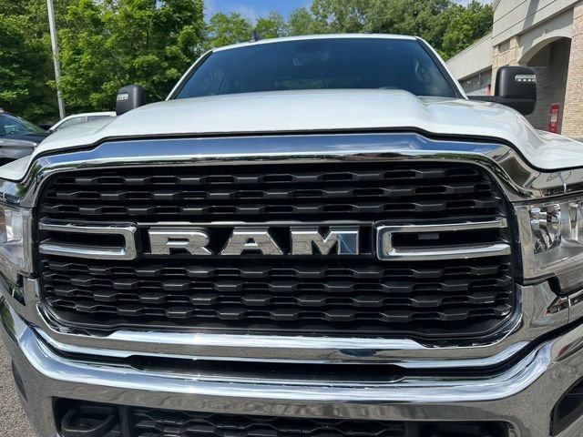 Used 2024 RAM 2500 Big Horn AWD/4WD image 9