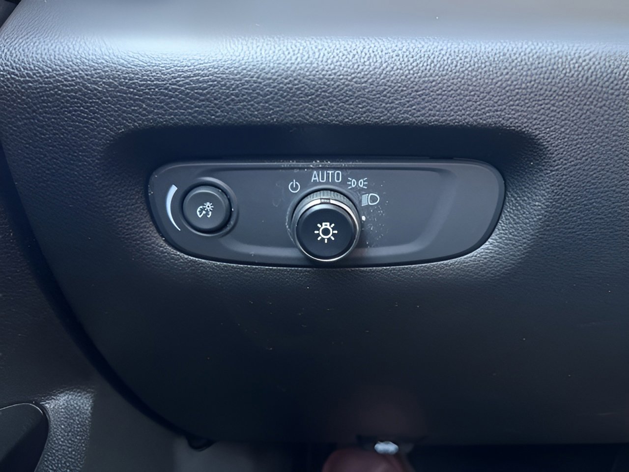 Used 2022 Chevrolet Traverse Premier w/ LPO, Floor Liner Package image 24