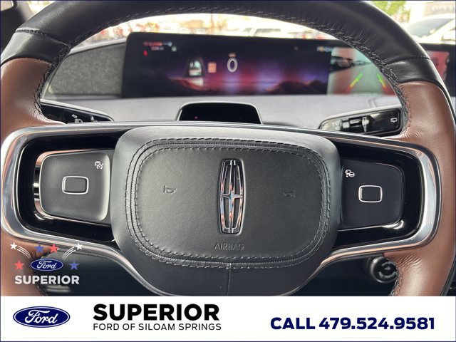 Used 2025 Lincoln Navigator Reserve AWD/4WD image 32