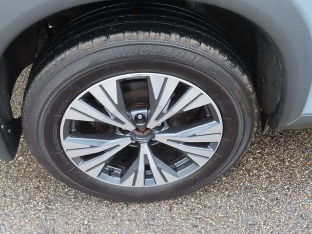 Used 2021 Nissan Rogue SV AWD/4WD image 14